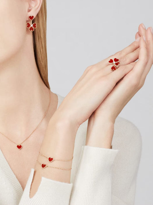 Elegant Red Heart Pendant Necklace – Premium Quality & Timeless Shinelegant Red Heart Pendant Necklace – Premium Quality & Timeless Shine